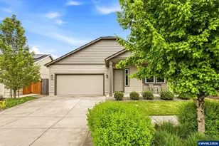559 SE Casting St, Albany, OR 97322 - Photo 4