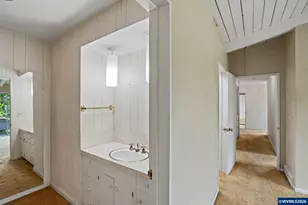 3383 Country Club Rd S, Salem, OR 97302 - Photo 32