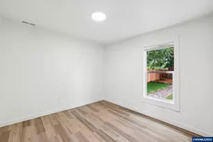 1405 Baker St NE, Salem, OR 97301 - Photo 16