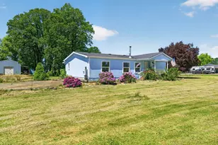 1216 43rd Ave, Sweet Home, OR 97386 - Photo 2