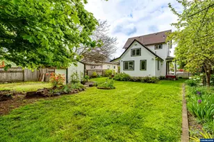 928 Birch Ave, Cottage Grove, OR 97424 - Photo 4