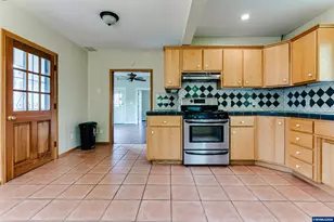 928 Birch Ave, Cottage Grove, OR 97424 - Photo 12