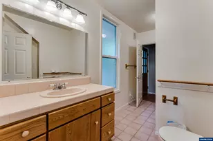 928 Birch Ave, Cottage Grove, OR 97424 - Photo 18