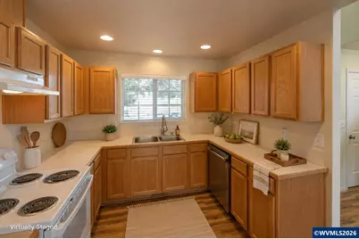 1067 SW Falcon Crest Dr, Dundee, OR 97115 - Photo 8