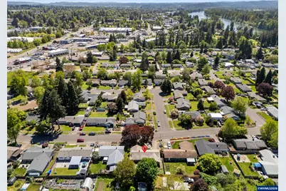 427 Wilshire Dr N, Keizer, OR 97303 - Photo 42