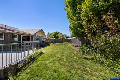 427 Wilshire Dr N, Keizer, OR 97303 - Photo 30