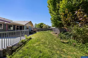 427 Wilshire Dr N, Keizer, OR 97303 - Photo 30