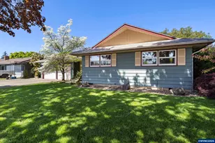 427 Wilshire Dr N, Keizer, OR 97303 - Photo 4