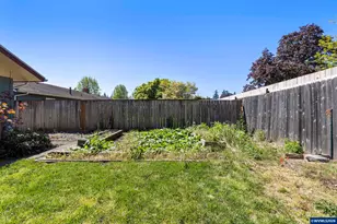 427 Wilshire Dr N, Keizer, OR 97303 - Photo 32