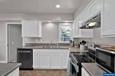 2632 Hill St SE, Albany, OR 97322 - Photo 10