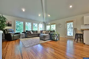 4227 Cloudview Dr S, Salem, OR 97302 - Photo 16