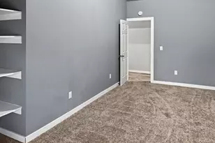 4559 47th Ave NE, Salem, OR 97305 - Photo 32