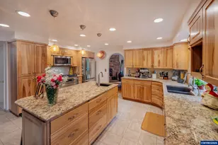 3187 Orchard Heights Rd NW, Salem, OR 97304 - Photo 22