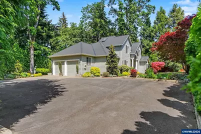 471 Edgewood Dr NE, Silverton, OR 97381 - Photo 4