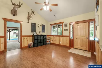 824 W Central Av, Gates, OR 97346 - Photo 6