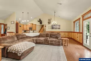 824 W Central Av, Gates, OR 97346 - Photo 8