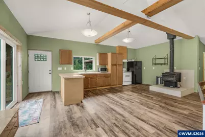 824 W Central Av, Gates, OR 97346 - Photo 30