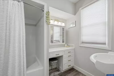 1451 Narcissus Ct NW, Salem, OR 97304 - Photo 18