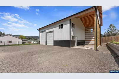 520 Fir St, Lyons, OR 97358 - Photo 36