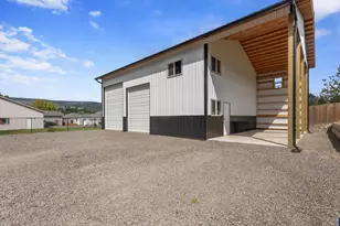520 Fir St, Lyons, OR 97358 - Photo 36