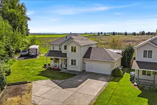 1299 Elana Dr, Woodburn, OR 97071 - Photo 2