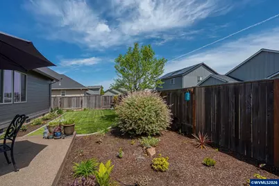 570 SE Cooper St, Dallas, OR 97338 - Photo 32