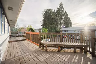 302 S Monmouth Ave, Monmouth, OR 97361 - Photo 28