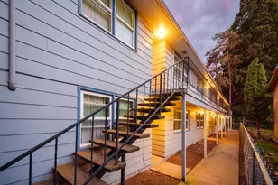 302 S Monmouth Ave, Monmouth, OR 97361 - Photo 12