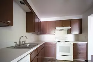 302 S Monmouth Ave, Monmouth, OR 97361 - Photo 18