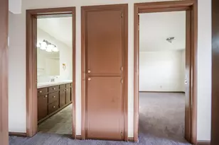 302 S Monmouth Ave, Monmouth, OR 97361 - Photo 24