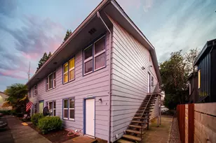 302 S Monmouth Ave, Monmouth, OR 97361 - Photo 10