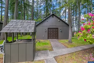 40000 Fir Oaks Ln, Lebanon, OR 97355 - Photo 38