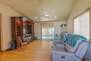 7077 Ridgemont Dr N, Keizer, OR 97303 - Photo 6