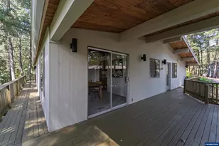 2715 NW Glenwood Pl, Corvallis, OR 97330 - Photo 40