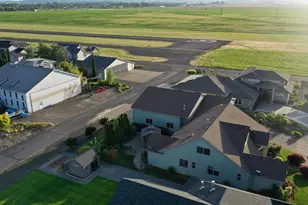867 Corsair Dr, Independence, OR 97351 - Photo 46