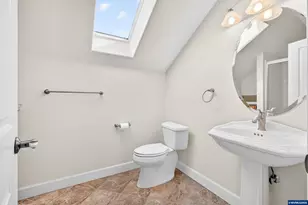 867 Corsair Dr, Independence, OR 97351 - Photo 30