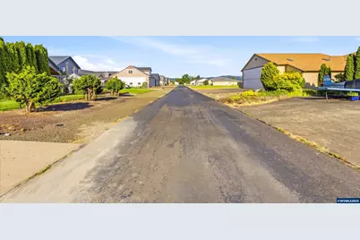 867 Corsair Dr, Independence, OR 97351 - Photo 38