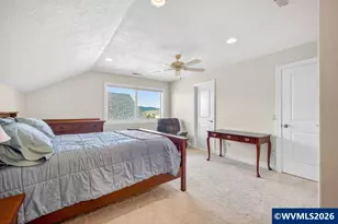 867 Corsair Dr, Independence, OR 97351 - Photo 28