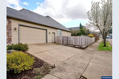 910 Pioneer Dr, Silverton, OR 97381 - Photo 40
