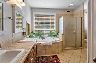 910 Pioneer Dr, Silverton, OR 97381 - Photo 18