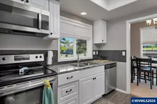 2105 Deerwind Ave NW, Salem, OR 97304 - Photo 18
