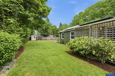 2025 Trade St SE, Salem, OR 97301 - Photo 24