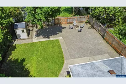 2025 Trade St SE, Salem, OR 97301 - Photo 6
