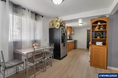 1090 Norway St NE, Salem, OR 97301 - Photo 8