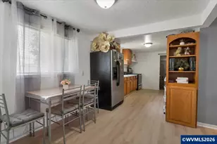 1090 Norway St NE, Salem, OR 97301 - Photo 8