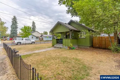 1090 Norway St NE, Salem, OR 97301 - Photo 2