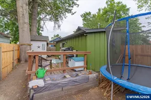 1090 Norway St NE, Salem, OR 97301 - Photo 22