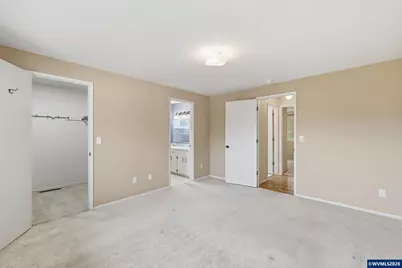 401 S Cascade Dr, Woodburn, OR 97071 - Photo 16