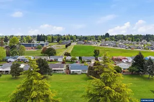 401 S Cascade Dr, Woodburn, OR 97071 - Photo 34