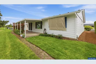 401 S Cascade Dr, Woodburn, OR 97071 - Photo 30